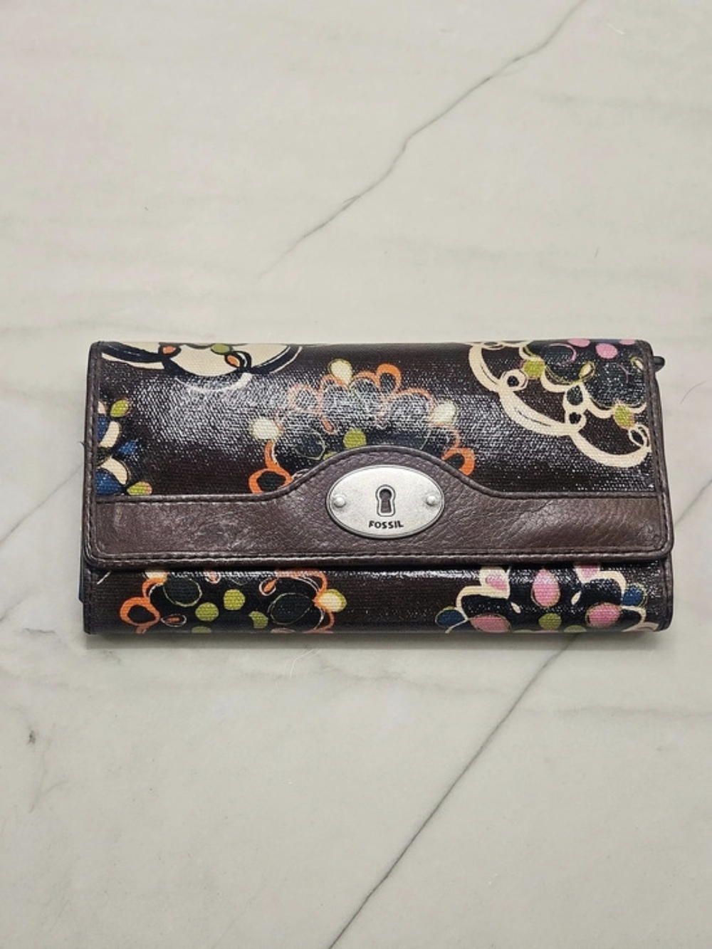 Fossil Key-Per Coated Canvas Trifold Clutch Wallet – Retro Floral